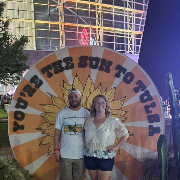 Hello, Poshers! 👋🙂 - Picture 7 of 7